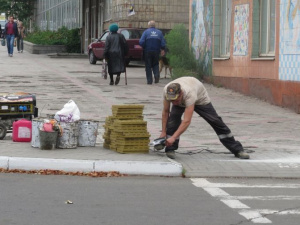 В Мариуполе около сорока пешеходных переходов станут комфортнее (ФОТОФАКТ)