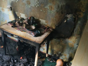 В Мариуполе вспыхнула квартира: пожарные спасли из огня мужчину (ФОТО)