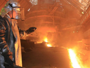 Мариупольские металлурги имеют самую высокую среднюю зарплату в Донецкой области