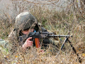 Под Мариуполем боевики открыли огонь. На Донбассе погибли двое украинских бойцов, еще один ранен