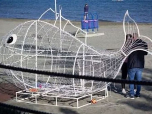 На пляжах Мариуполя появятся уникальные скульптуры для сбора пластика