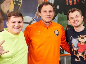 «Мариупольское телевидение» покажет диджитал-физкультуру для школьников с участием звезд футбола и юмора (ФОТО+ВИДЕО)