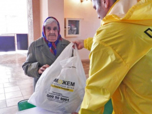 В июне больше 20 тысяч нуждающихся из Донбасса получат гуманитарную помощь