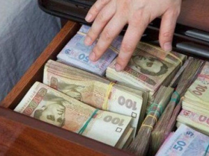 Мариупольца подозревают в хищении из городского бюджета более 300 тысяч гривен
