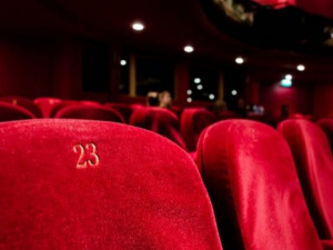 Премьера «Бритвы»: в театре Мариуполя покажут драму