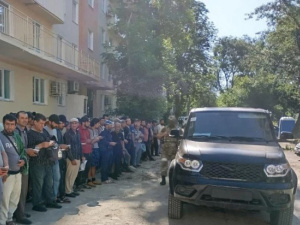 Скандальні рейди в Маріуполі: як окупанти полюють на нелегалів