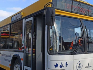 Як курсує громадський транспорт у Маріуполі – останні дані