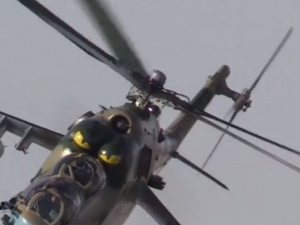 В Приазовье по тревоге десантников вертолетами перебросили на фланг обороны (ВИДЕО)