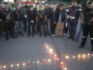 Байкеры Мариуполя зажгли поминальный крест и посетили места гибели товарищей (ФОТО+ВИДЕО)