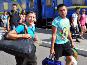 Школьники из прифронтового поселка отдохнули на Черном море