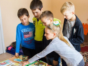 Альтернатива детсаду: в Мариуполе открыли детскую комнату (ФОТО)