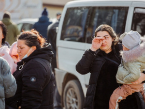 Виплати ВПО: стало відомо, скільки допомоги нарахують переселенцям у березні