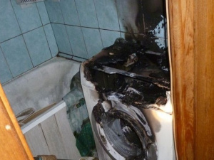 В мариупольской многоэтажке пожар бушевал в ванной комнате одной из квартир
