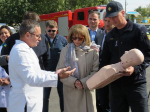 ООН подарили мариупольским спасателям специальное оборудование почти на полтора млн грн (ФОТО)