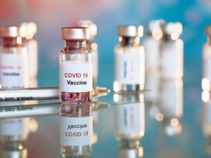 Украина получит дополнительные пять миллионов доз вакцины от коронавируса