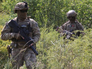 Двое украинских военных получили ранения на Донбассе