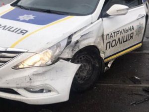 Стали известны подробности аварии в Мариуполе с участием полиции (ФОТО)