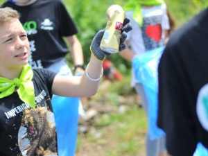 Спасите планету от мусора и выигрывайте призы - объявлен конкурс для украинских школьников 