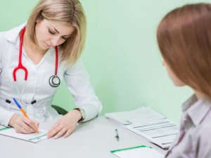 В сентябре в Мариуполе ожидается пик подписаний деклараций с врачами