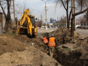 В апреле завершат работы по ремонту водовода в Кальмиусском районе