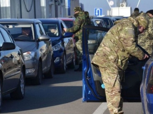 В Донбассе утверждён новый порядок перемещения товаров через линию соприкосновения
