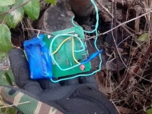 В Донецкой области обезврежено самодельное взрывное устройство, заложенное возле трассы - СБУ (ФОТО)