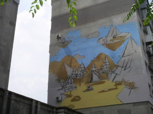 В Мариуполе на бульваре Шевченко появился абстрактный мурал (ФОТО)