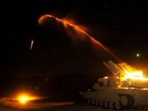 В сети появилось видео ночного массированного артобстрела Широкино (ВИДЕО)