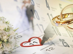 В течение «медового месяца» в Мариуполе экспресс-брак заключила 151 пара (ФОТО)