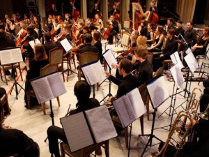 Праздник музыки: мариупольский оркестр «Ренессанс» откроет новый сезон (ВИДЕО)