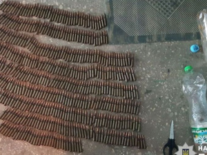 Нетрезвый мариуполец принес домой около полутысячи боеприпасов (ФОТО)