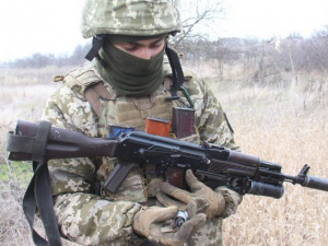 Позиции военнослужащих на Донетчине атаковали вражеские беспилотники (ФОТО)