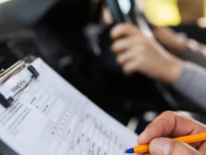 Медичну довідку для водіїв скасують: в Україні запровадять електронний допуск за станом здоров’я