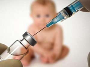 Мариупольцев обеспечили вакциной от кори (ИНФОГРАФИКА)