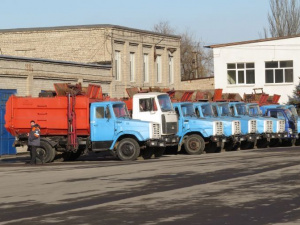 В Мариуполе продадут желающим автомобили «Коммунальника» (ФОТО)