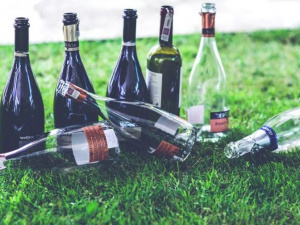 Выпить в Мариуполе стало дороже: минимальные цены на алкоголь выросли