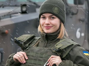 Восемь процентов военнослужащих в зоне ООС в Донбассе – женщины