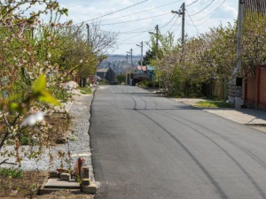 Металлургические шлаки позволили сэкономить более 500 тысяч грн при ремонте дорог в Сартане