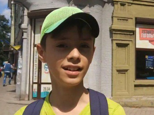 В Мариуполе школьник снимает видеоблог об истории города (ФОТО)