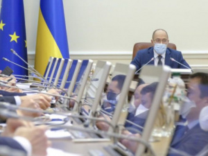 В Украине официально усилили карантин. Кабмин утверждает новую программу деятельности (ВИДЕО+ИНФОГРАФИКА)