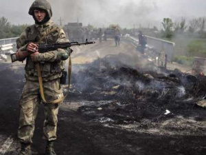 Боевики обстреляли села Донбасса из БМП и гранатометов
