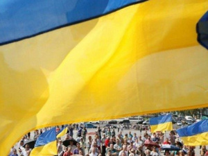 Украина отмечает День Государственного флага