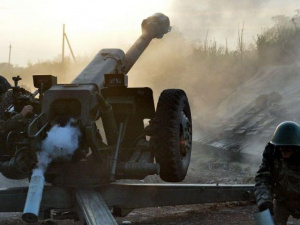 Поселки под Мариуполем попали в зону артиллерийских обстрелов