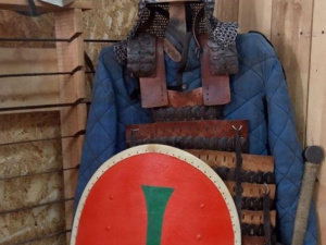Средневековая кухня и бой рыцарей: мариупольцев зовут «окунуться» в прошлое (ФОТО)