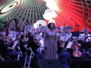 Мариупольцы три часа наслаждались классической музыкой под открытым небом (ФОТО+ВИДЕО)