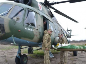 Раненные в Донбассе военные – в тяжелом состоянии. Врачи борются за их жизнь