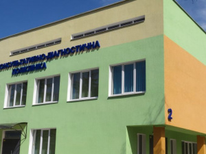 Гройсман в Мариуполе принял участие в открытии современной поликлиники для детей (ФОТО+ВИДЕО)