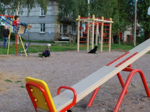 ЮНИСЕФ поможет Донецкой области оборудовать спортплощадки для опорных школ и обеспечит их спортивным инвентарем