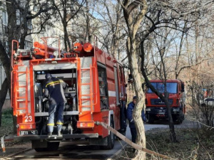 В мариупольской многоэтажке вспыхнул пожар