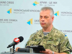 За сутки в Донбассе погибли двое украинских солдат, еще один попал в плен
